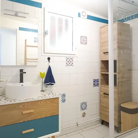 Le Jardin Des Mazades - T3 Terrasse & Parking Gratuit - Animaux Ok Apartmán *
